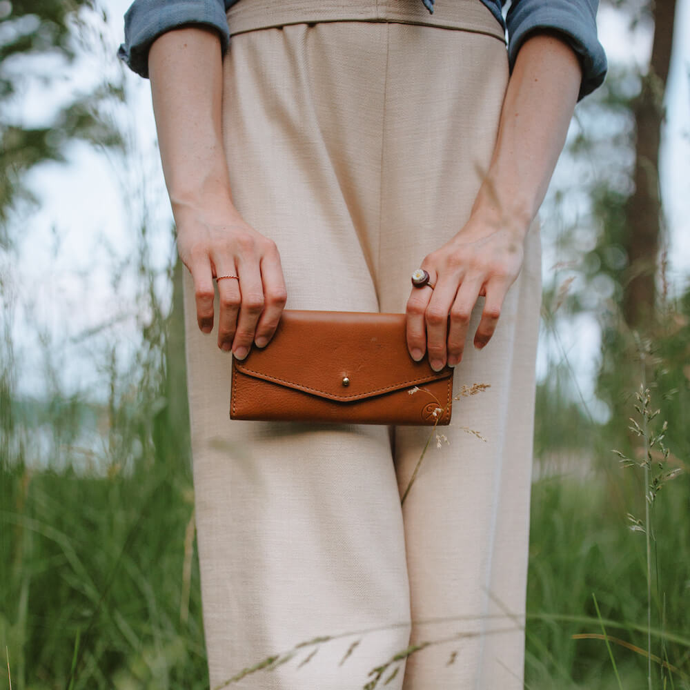 Craft & Forge Leather Wallet > Wallet> Leather-Maple-Mission Mercantile Leather Goods