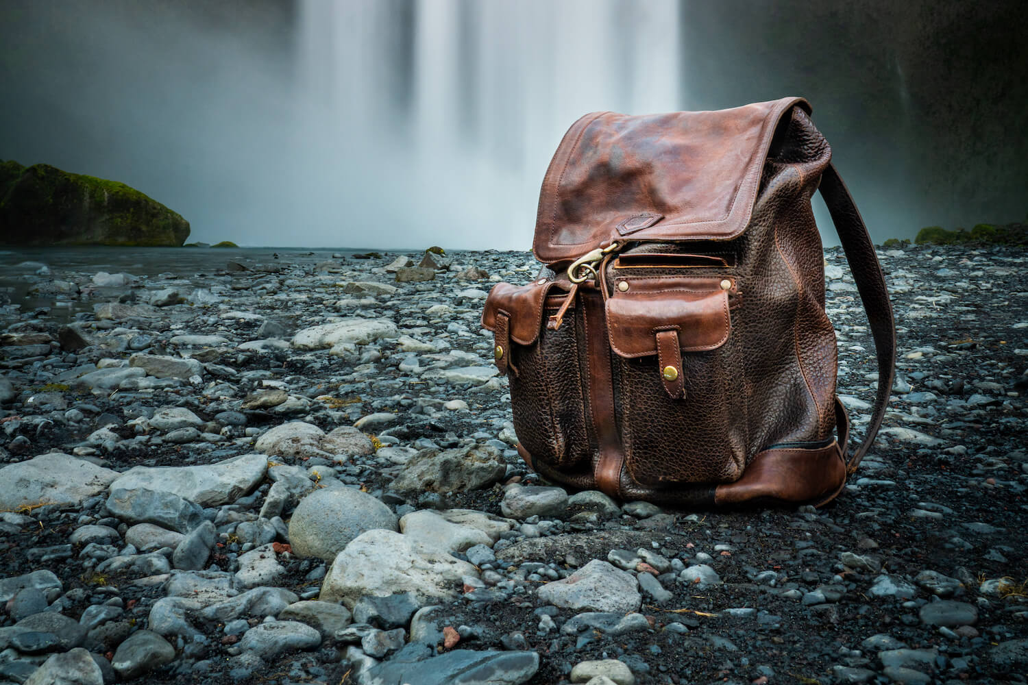 Mission_Mercantile_Theodore_Backpack_in front of waterfall